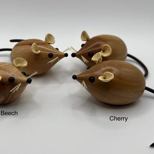 Ratones de madera torneada, imanes para nevera, regalo de inauguración de casa imagen 5
