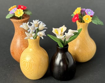 Hout gedraaide miniatuurvazen met bloemen, Moederdagcadeau, paascadeau hout