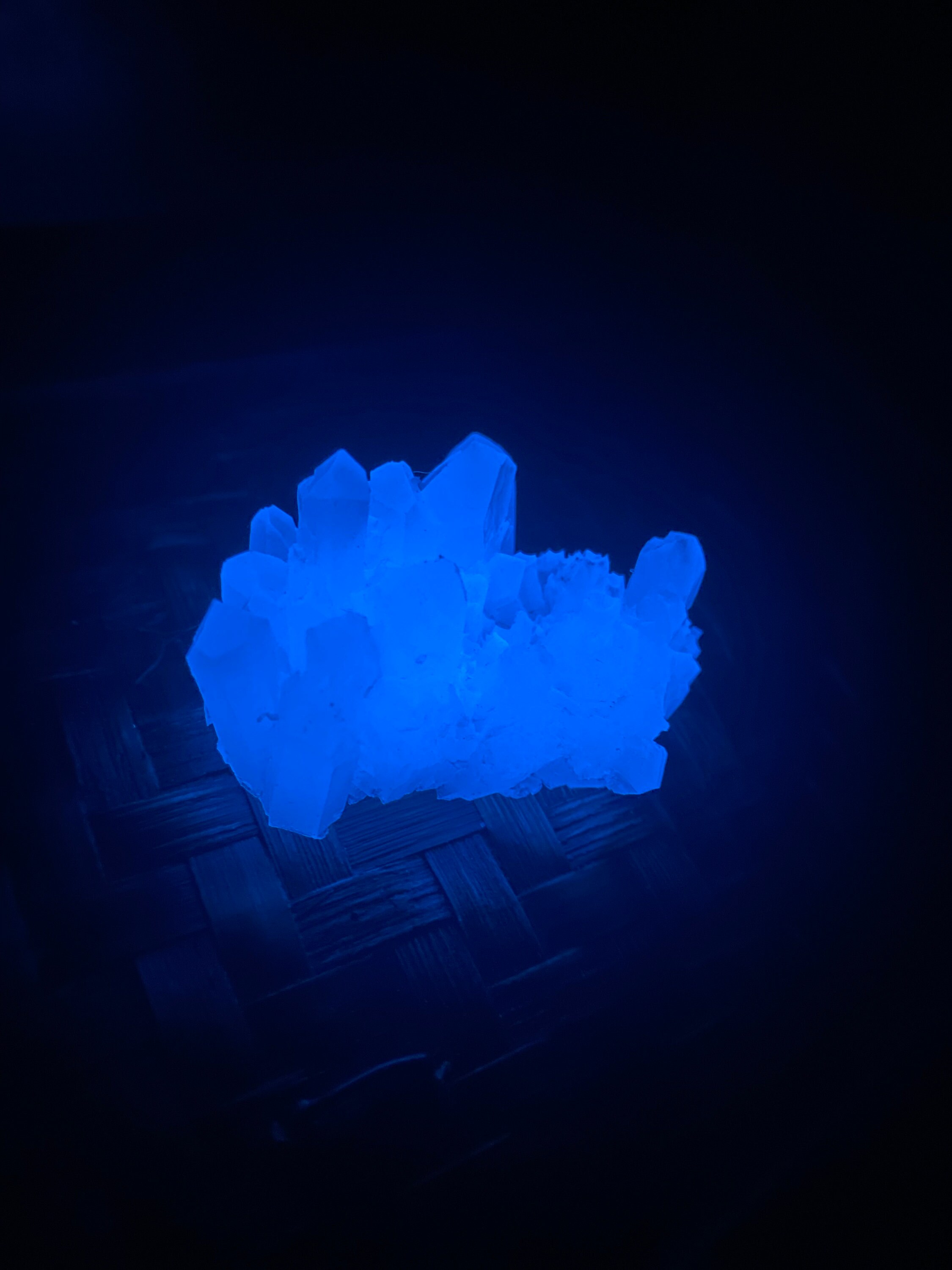 Glow in the Dark Crystals of Resin in White, Orange, Purple, Blue, Teal