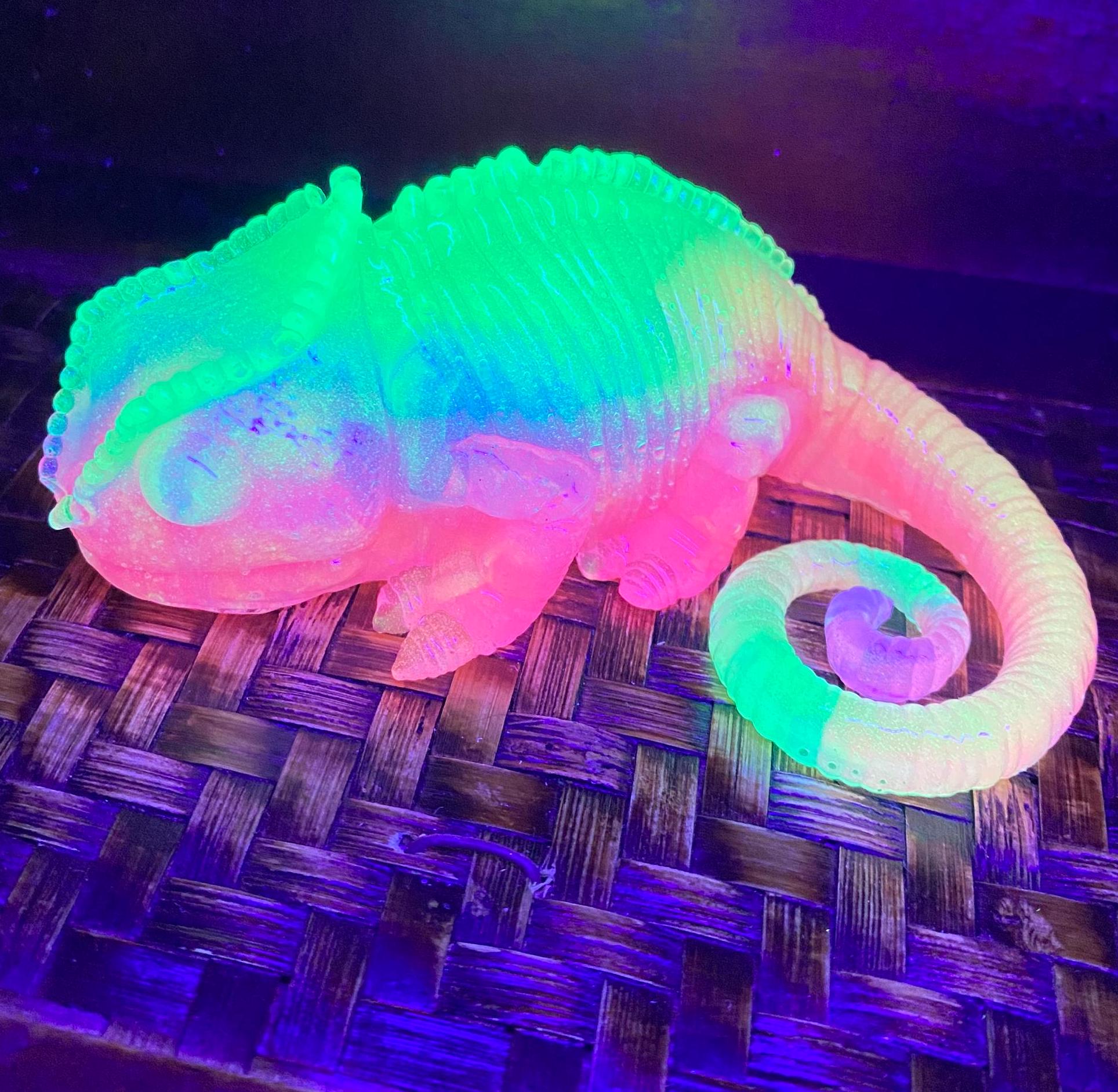 Glow in the Dark Chameleon Multicolor Glow, UV Reactive Neon