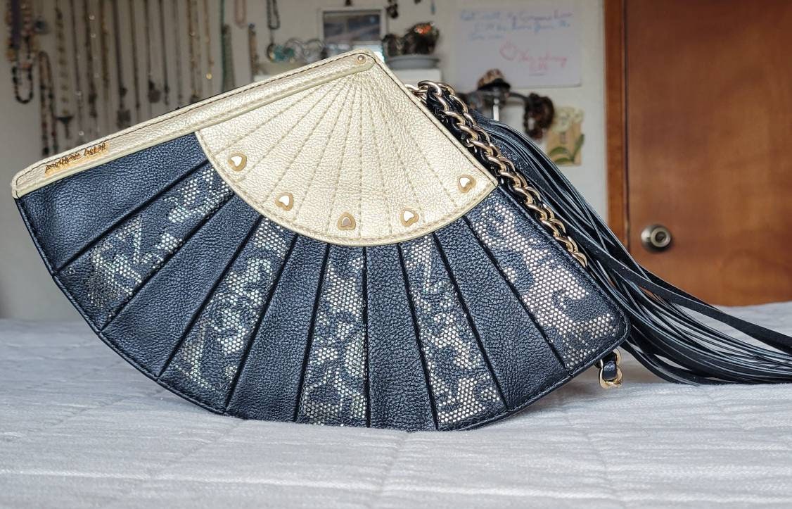 Betsey johnson succulent purse outlet