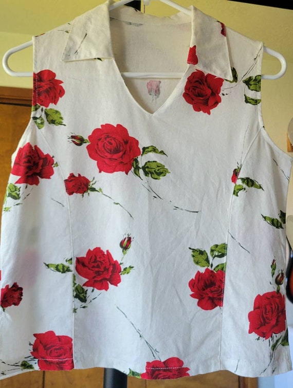 Vintage French linen rose themed top and bottom se
