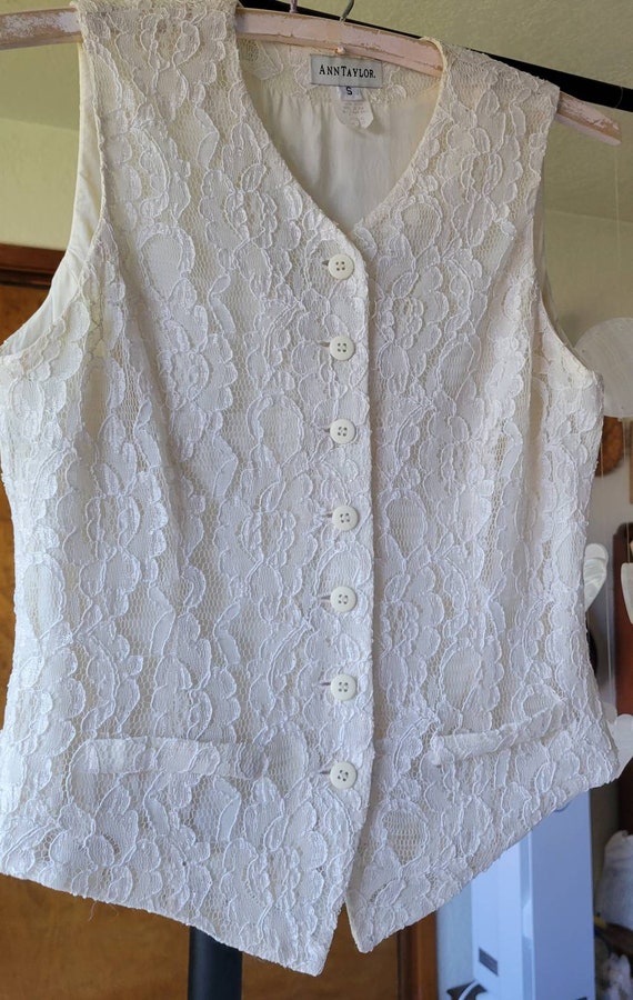 Vintage '80's Ann Taylor lace button-up vest; pra… - image 8