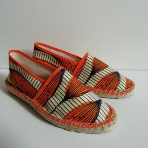 Original Espadrilles aus Wachs von gemischter Hand genäht