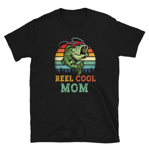 Catch This Momma At Lake Fishing Canoe Fisherwoman T-Shirt Catch This Momma At Lake Fishing Canoe Fisherwoman T-Shirt