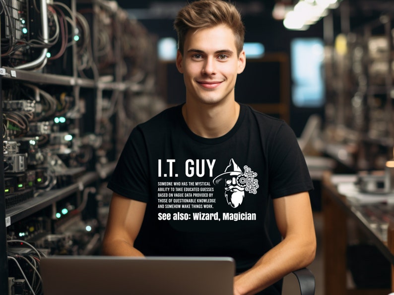 Funny I.T. Guy Shirt, IT Tech Gift, Information Technology Shirt, Tech Support Shirt, Technical Support, Computer Geek, Wizard Shirt, Nerd afbeelding 1