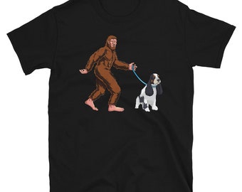 Funny Bigfoot Shirt - Dog Walking Cocker Spaniel Shirt - Funny Sasquatch Shirt - Dog Walker Gift English Cocker Spaniel Shirt - Pet Owner