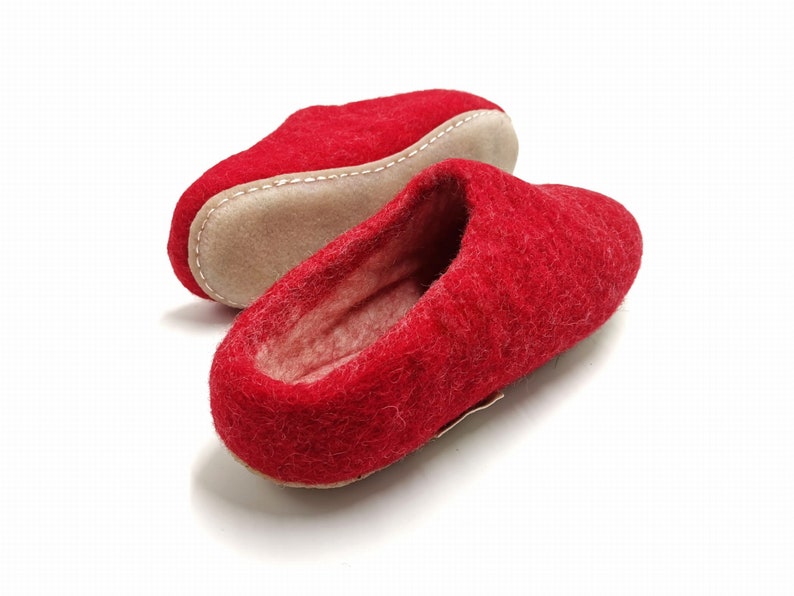 Felt slippers with a rubber sole. Feltiness woolen slippers image 1