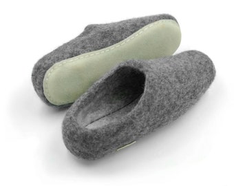 Felt Slippers with rubber sole handmade 100% Wool Feltiness