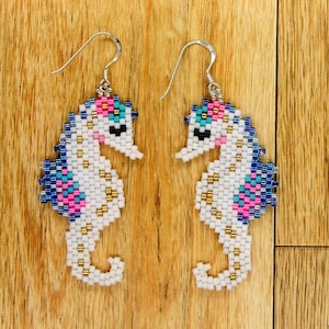 Seahorse Earrings - Sea Horse Earrings - Miyuki Seahorse Earrings -  Miyuki Sea Horse Earrings -  Seed Bead Seahorse Earrings