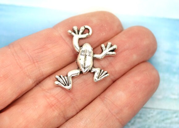 8 Frog Charms Silver Tone #S0175 8 Frog Charms Silver Tone #S0175