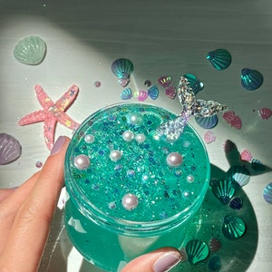 Slime Mermaidz & Friendz, Where The Mermaidz Swim. (clear pigmented slime)