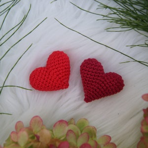 Crochet pattern in PDF format, heart, German & English.