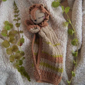 PDF, German crochet pattern cuddle cloth, lion cub, cuddle cloth