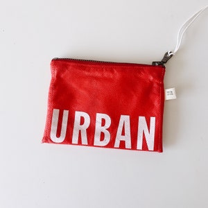 small essentials pouch // urban