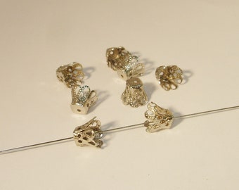 10 Stück #Z127//1 Endkappen Perlenkappen-Verbinder 6x5mm Silber