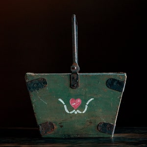 Old hand painted wooden trug, storage caddy, rustic folk art decor