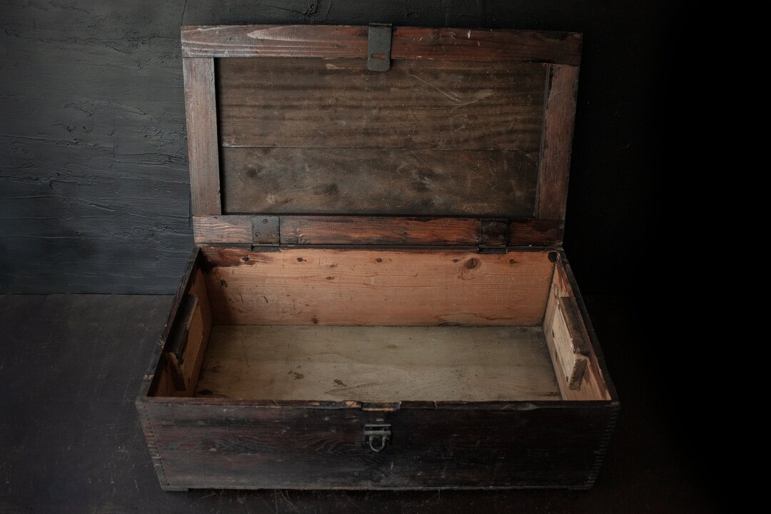 XL Old Wooden Box, Blanket Storage, Rustic & Hygge Vintage - Etsy
