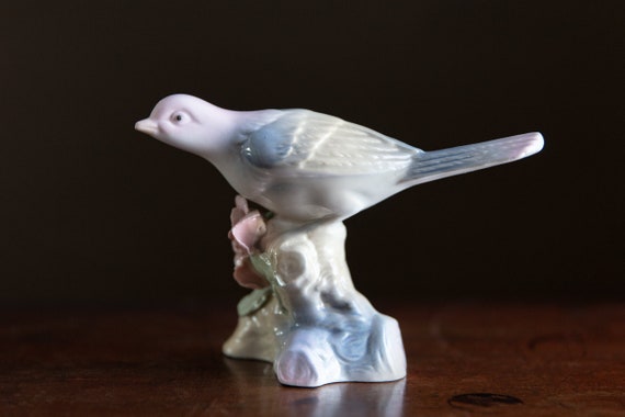 Porcelanas Miquel Requena ミケルレケーナ 置物 陶器 Vintage Ceramic Bird With Roses, Pretty Spanish Pottery Ornament
