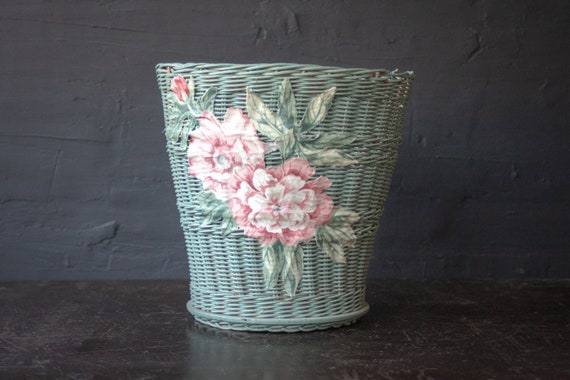 decoupage floral fabric mint green /& pink Vintage wicker bin wastepaper basket