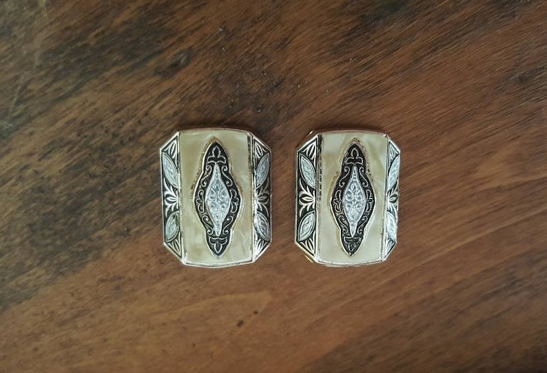 Germany Vintage Eloxal Lightweight aluminum bracelet and clip back earring set W