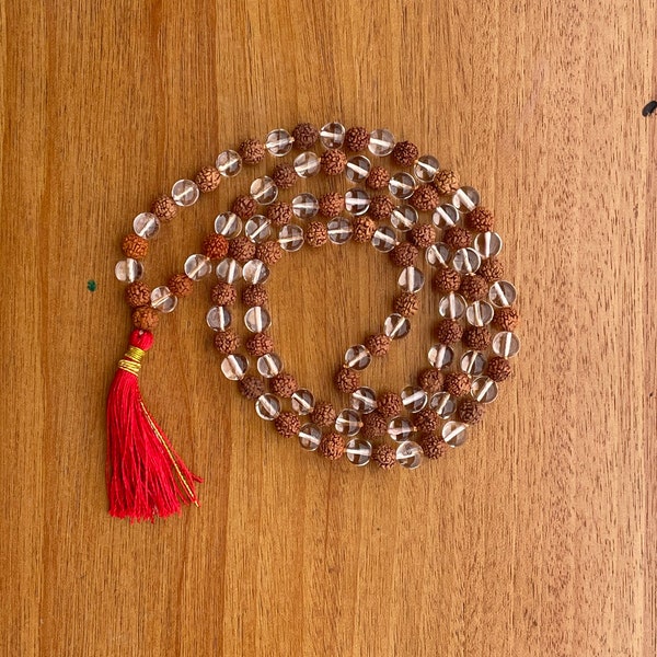 Rudraksha & Crystal Mala - 8 mm kralen Rudraksha Sneeuwkwarts Mala - Combinatie Rudraksha Crystal Mala - 108 kralen Mala - Kwastje Mala