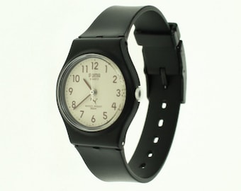 PUMA Quartz W95301-00 PH Damen Uhr Armbanduhr - Kunststoff schwarz-creme Edelstahlboden - Vintage Uhren 1980er Jahre Sport Freizeit Sammler