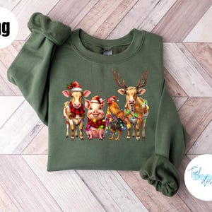 Graphisme PNG avec animaux de la ferme de Noël - Vache, cochon, coq et renne festifs pour t-shirts, tasses, cartes de vœux - téléchargement immédiat