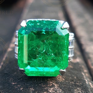 14 kt groene smaragd geslepen cocktail verlovingsring, natuurlijk ogende smaragd edelsteen art deco ring, op beroemdheden geïnspireerde ring