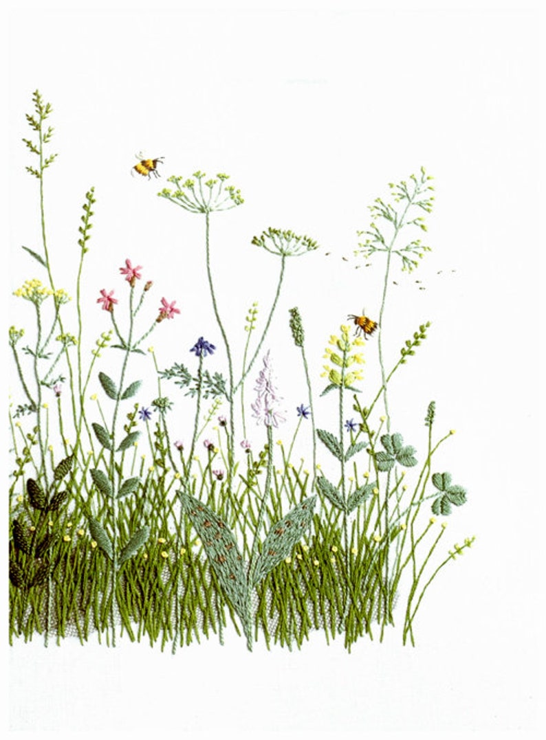 A happy embroidery trip to find wild flowers