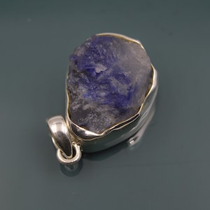 Seltener Dumortierit Quarz Anhänger I Seltener Kristall Anhänger I Blauquarz Anhänger I Rohkristall Anhänger I Kristallschmuck