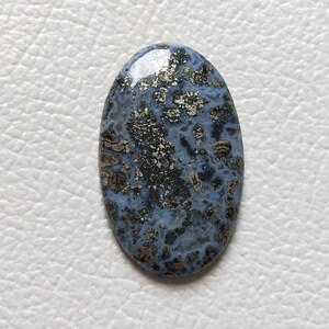 Markasit Cabochon: Anhänger oder Schmuckstein (44.50 CTS, 39X24X5 MM)