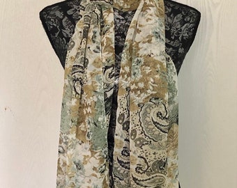 GREEN CHIFFON SCARF With leafy Print, Long stole, Shawl, Neck Scarf, Hijab, Head Wrap, Gift For Her.