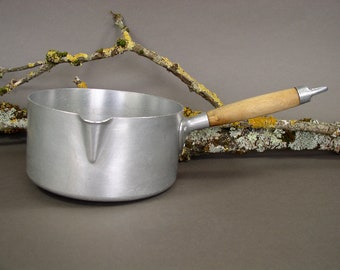 "TOURNUS" Aluminum Saucepan.Old French Saucepan.Vintage 50s Saucepan.Wood Handle Saucepan.Tradition.Cuisine.ArtyEpicurean