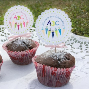 Muffin Topper Schulanfang, Cupcake Topper zur Einschulung (12 Stück)