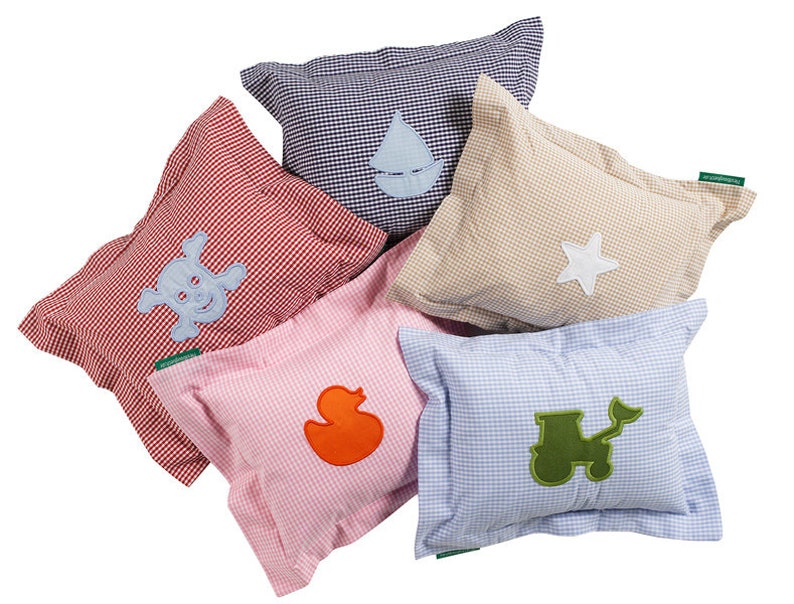 Cuddly pillow stars in 5 colors image 3