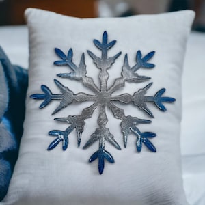 Blue Tinged Winter Wonderland Snowflake 10&quot;/8&quot;/6&quot;