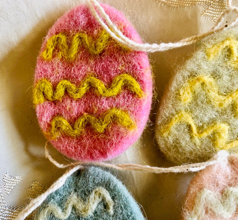 hand-felted Easter egg with felted waves Fairtrade handmade with love