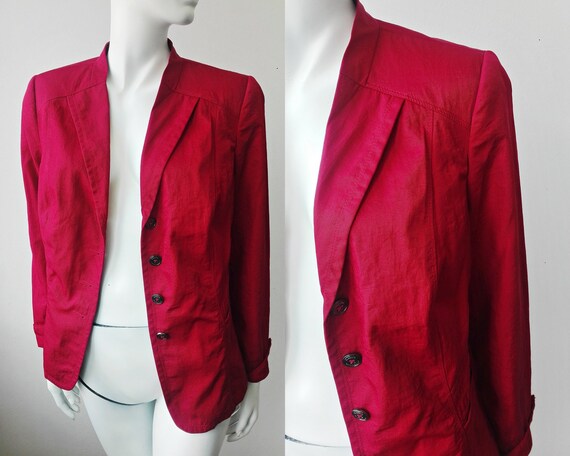 red short blazer