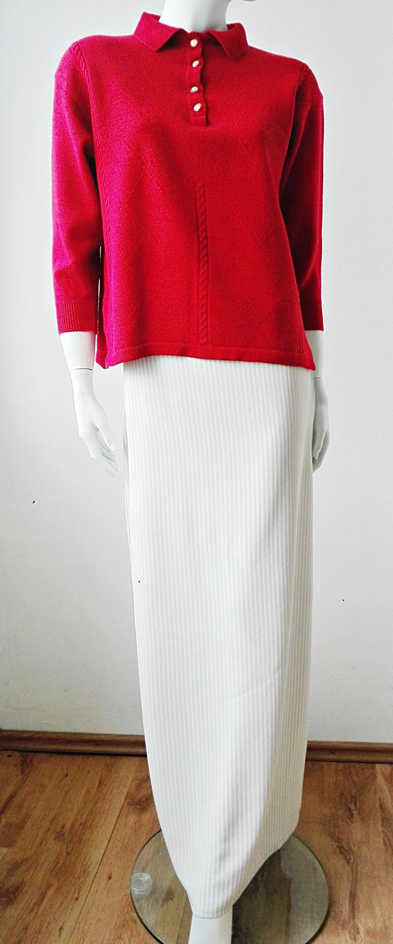 Red Wool Sweater Vintage Wool Collared Sweater with Golden Buttons Red Cropped Vintage Shirt