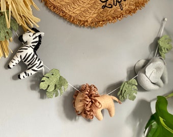 Safari animals felt garland, nursery wall decor garland with elephant, giraffe, lion, zebra, sloth, safari nursery wall decor