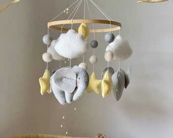 Baby mobile elephant, safari nursery crib mobile, felt animals, baby mobile with clouds and stars, baby shower gift