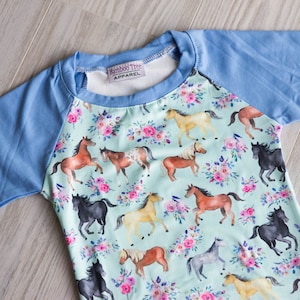 ON SALE! Raglan Horse Shirt - 3/4 sleeve - Unisex