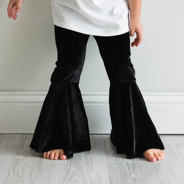 Plush Velvet Set with Tube Top and Bell Bottom Pants in Black main image 0
