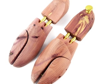 CEDAR SHOE Tree wood SIZE 42/43 Men Accessories