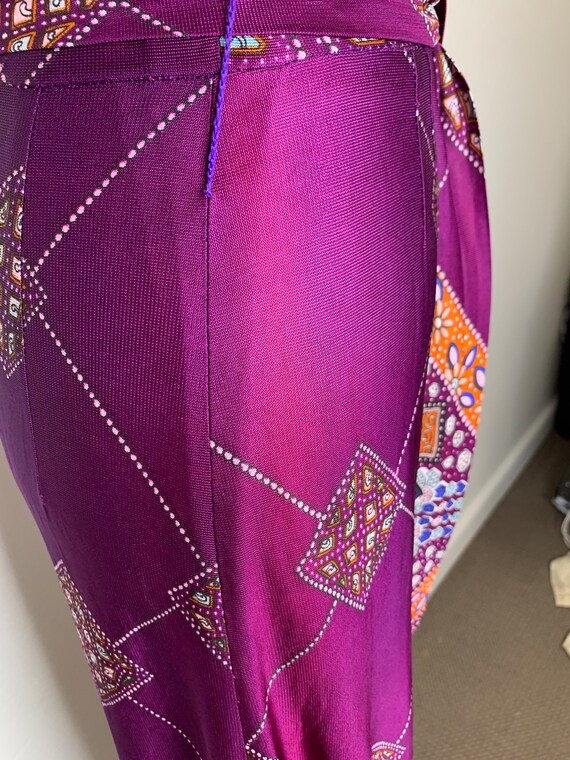 Purple Paisley Pattern Print Comfy Winter Boots