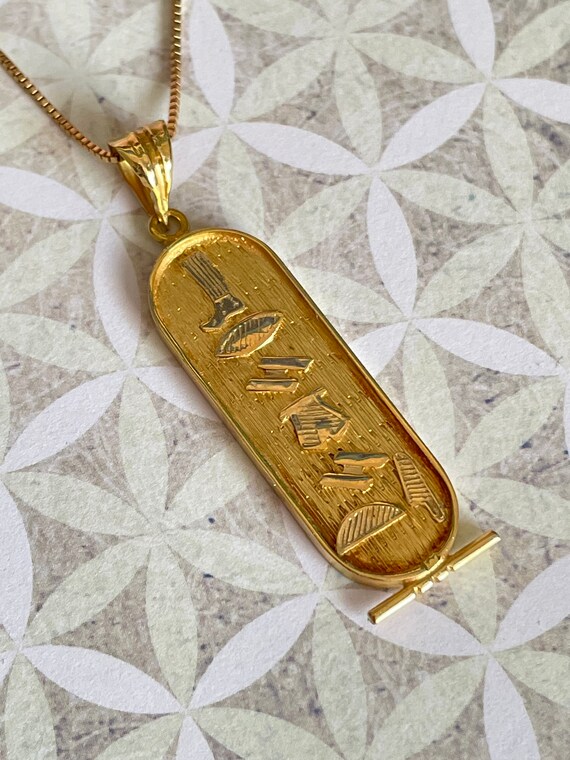 Lucky Egyptian Hieroglyphs Cartridge Pendant in 18k Yellow Gold