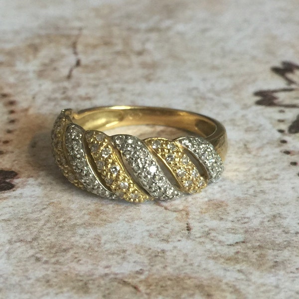 Bague or jaune 18k avec bandeaux de diamants sur or jaune et or blanc taille 48