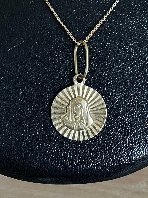 Pendentif Médaille Vierge Marie En Or Jaune 18k - Bijou Religieux Occasion