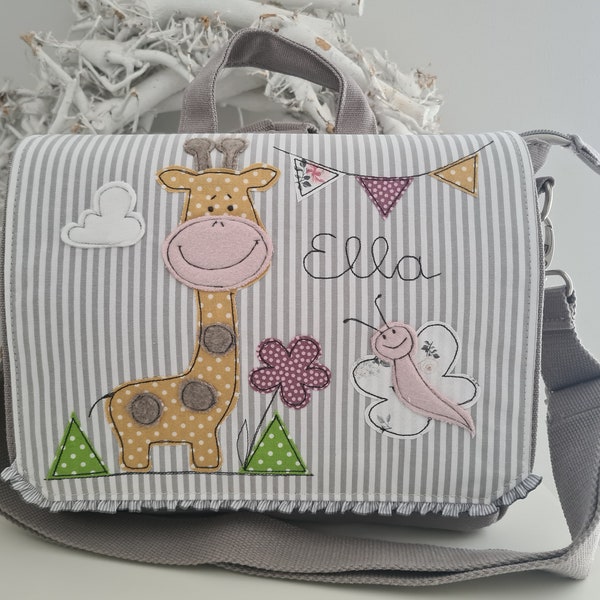 Kindergartenrucksack/ Kindergartentasche Giraffe, Schmetterling, personalisiertWunschname